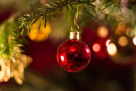 Christmas tree balls